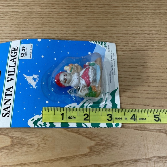 1992 Fabri-Centers of America Christmas Mrs Claus Santa Village Accessory #26376 - Picture 6 of 6